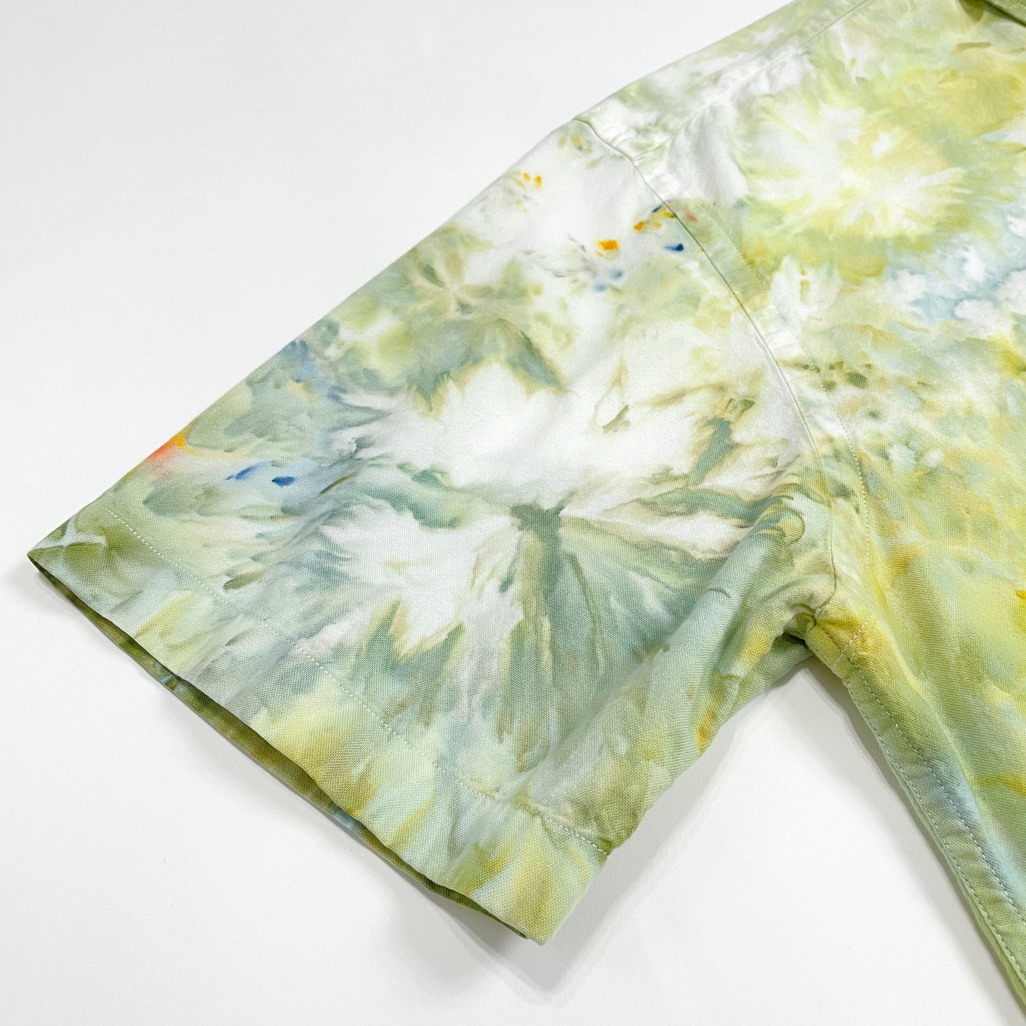 Yellow Green Chrysanthemum Hand-Dyed Button-Down